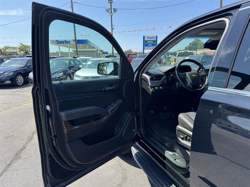 Used 2018 Chevrolet Tahoe LT AWD/4WD image 24