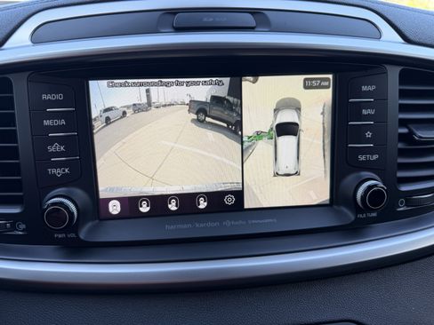 Certified 2020 Kia Sorento SX image 25