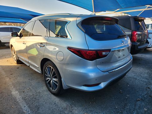 Used 2018 INFINITI QX60 AWD w/ Premium Plus Package image 3