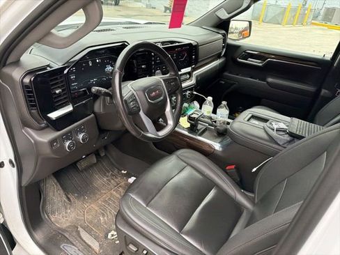 Used 2022 GMC Sierra 1500 Elevation w/ Elevation Premium Package image 13