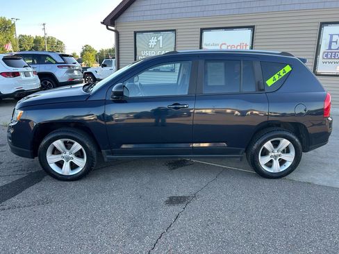Used 2012 Jeep Compass Latitude AWD/4WD image 8