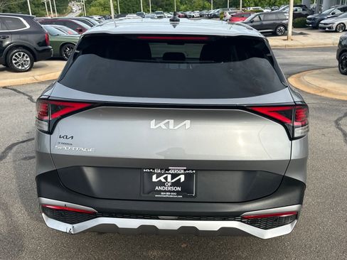 Certified 2024 Kia Sportage EX FWD image 4