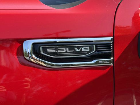 Used 2019 GMC Sierra 1500 SLT w/ SLT Premium Plus Package AWD/4WD image 41