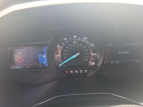 Used 2020 Ford Edge SEL w/ Cold Weather Package AWD/4WD image 29