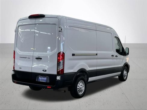 Used 2025 Ford Transit 250 148 Medium Roof Extended AWD image 10