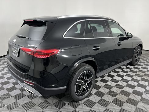 Used 2026 Mercedes-Benz GLC 300 4MATIC image 12