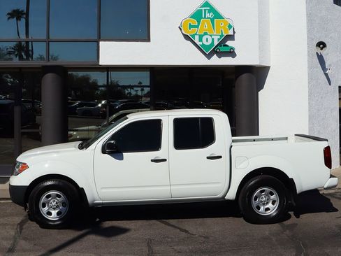 Used 2021 Nissan Frontier S image 8