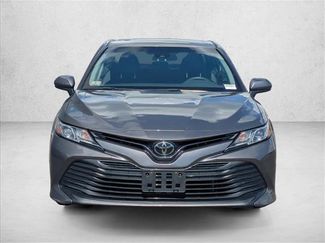 Used 2018 Toyota Camry FWD video 2