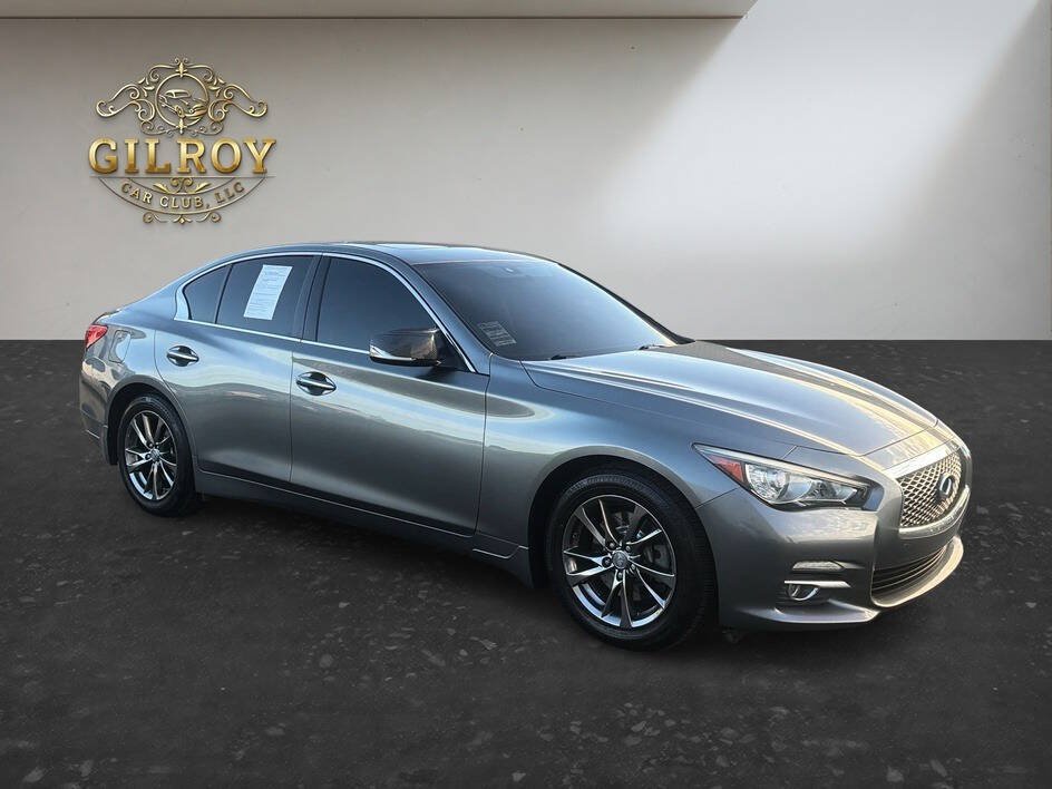 Used 2017 INFINITI Q50 Signature Edition w/ Cargo Package (L95) RWD image 1