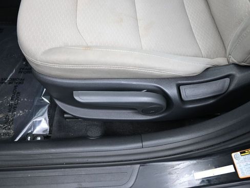 Used 2020 Hyundai Elantra Value Edition image 14