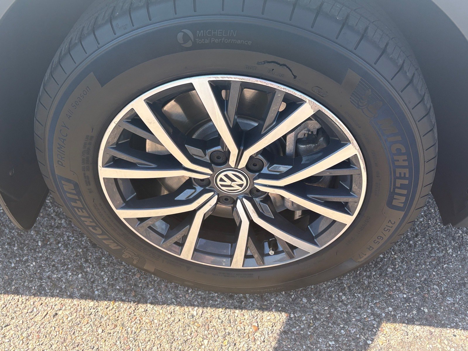 Used 2019 Volkswagen Tiguan SE FWD image 8