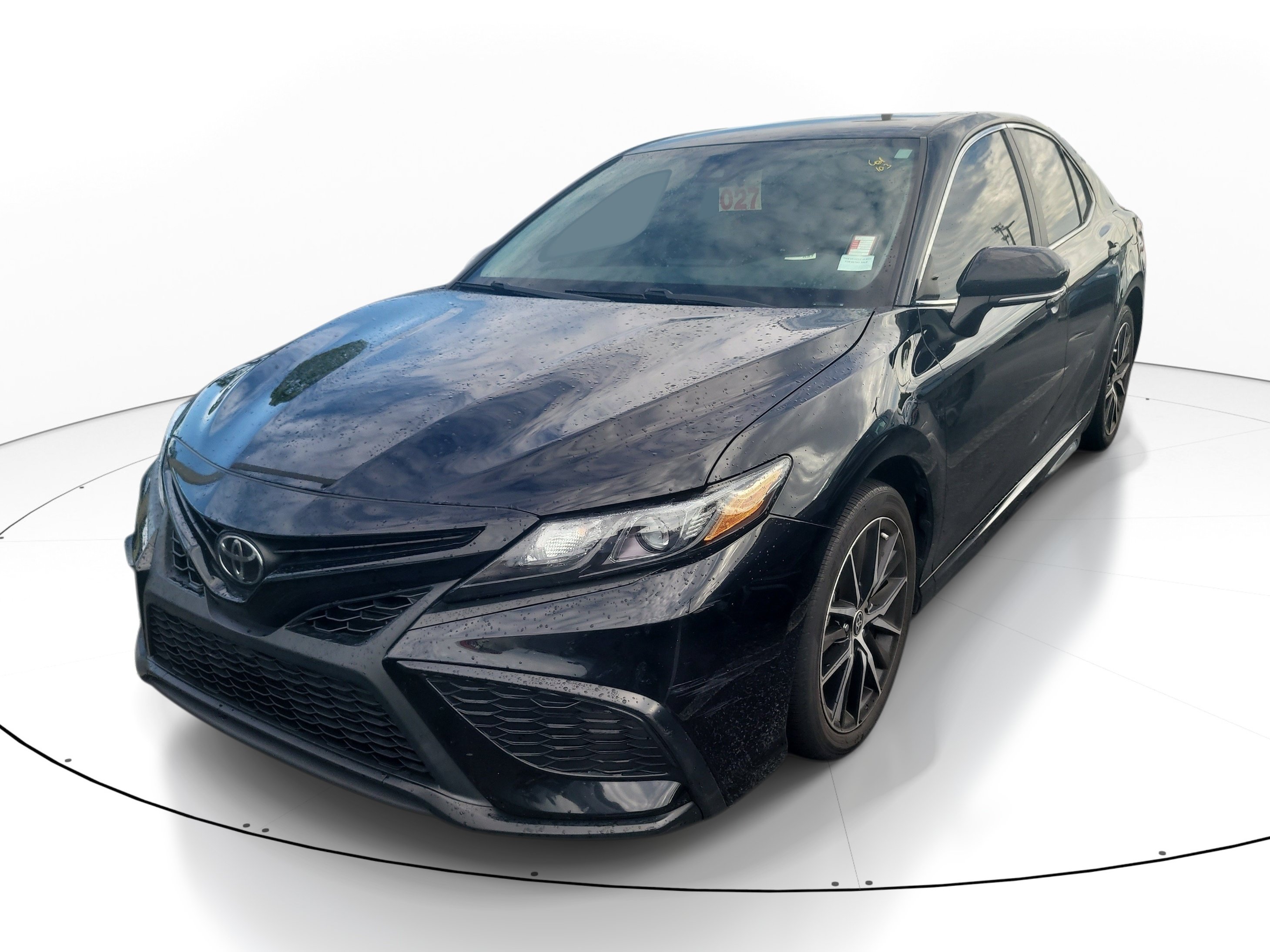 Certified 2024 Toyota Camry SE w/ Convenience Package FWD image 3
