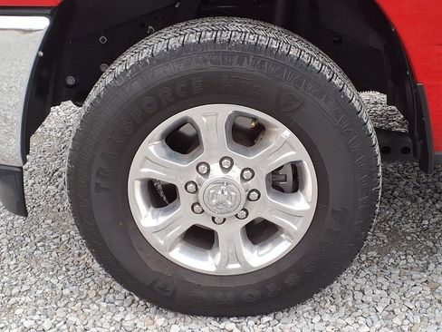 Used 2024 RAM 2500 Big Horn w/ Bed Utility Group image 15