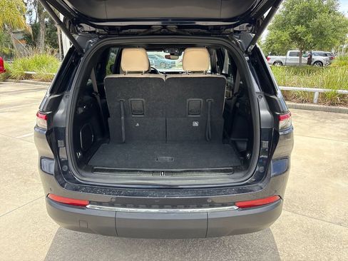 Used 2023 Jeep Grand Cherokee L Limited RWD image 33