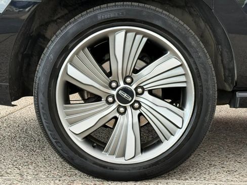 Used 2018 Lincoln Navigator L Reserve image 27