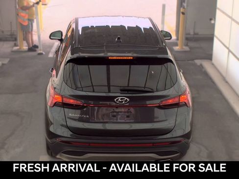 Used 2023 Hyundai Santa Fe SE FWD image 5