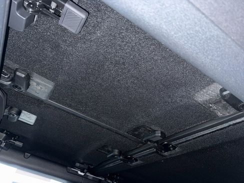 New 2025 Ford Bronco Outer Banks w/ Sasquatch Package image 25