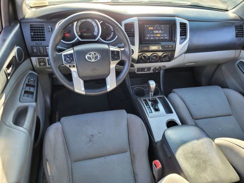 Used 2014 Toyota Tacoma 4x4 Double Cab w/ TRD Sport Package image 6