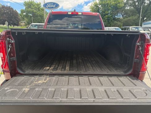 Used 2025 RAM 1500 Big Horn AWD/4WD image 11