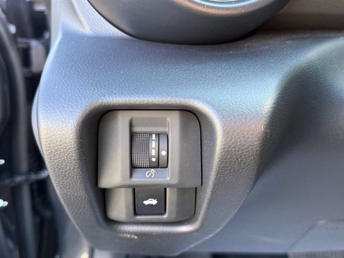 Used 2025 Toyota GR86 w/ ALL Weather Mat Package (TMS) RWD image 21