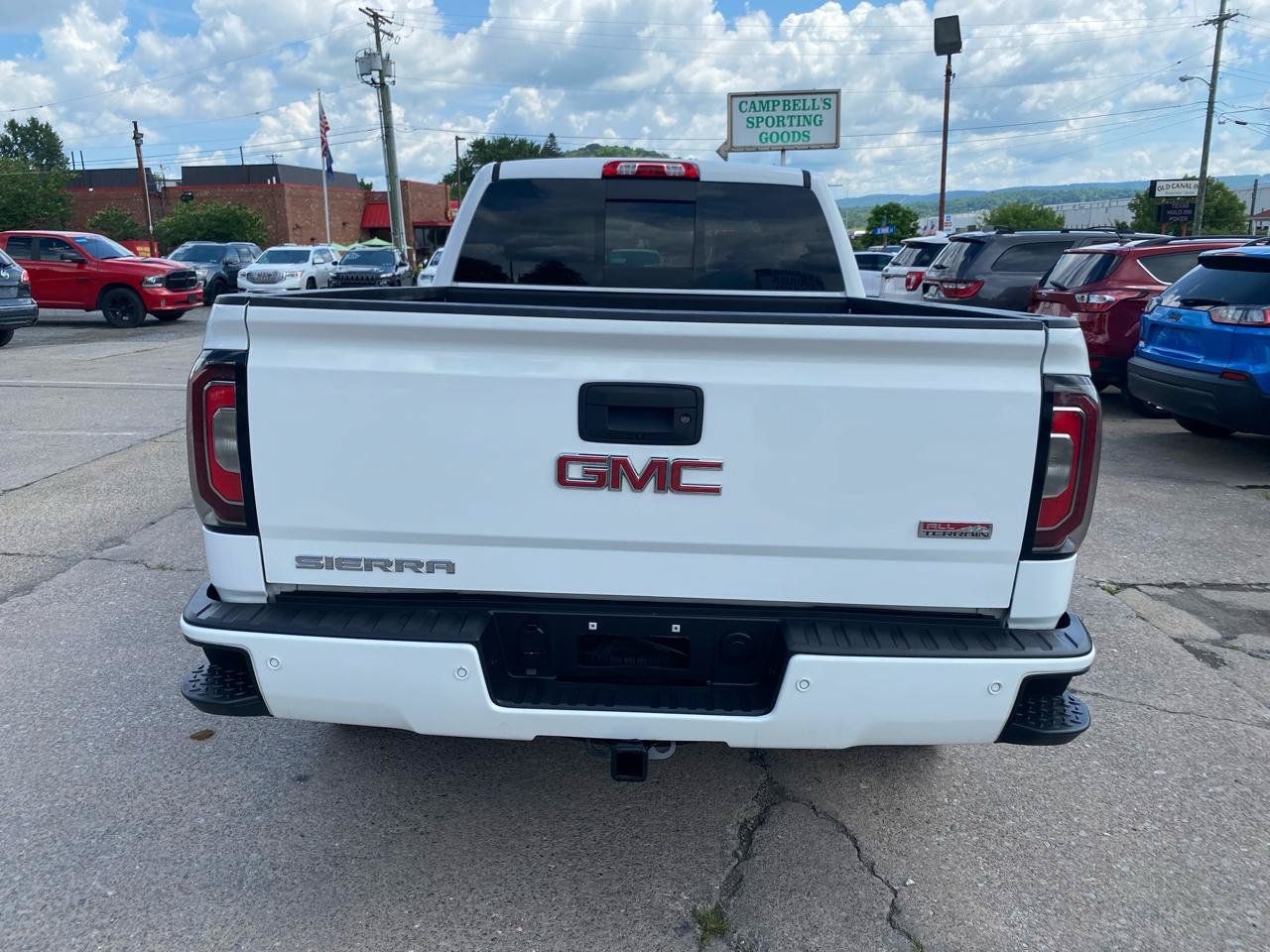 Used 2018 GMC Sierra 1500 SLT AWD/4WD image 7