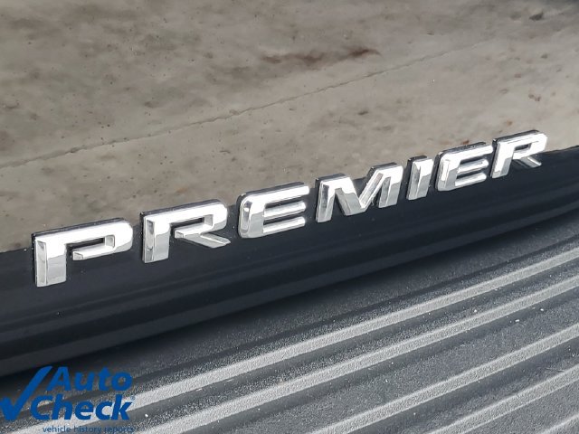 Used 2023 Chevrolet Tahoe Premier RWD image 9