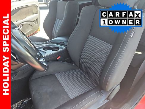 Used 2022 Dodge Challenger R/T image 14