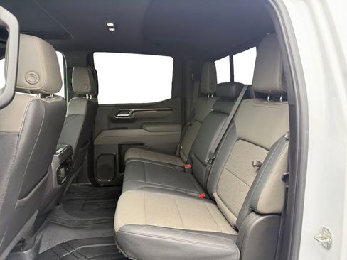 Certified 2023 Chevrolet Silverado 1500 ZR2 w/ Technology Package AWD/4WD image 16