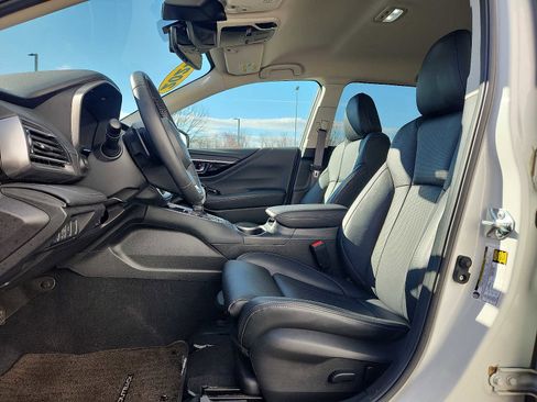 Used 2024 Subaru Outback Limited image 13