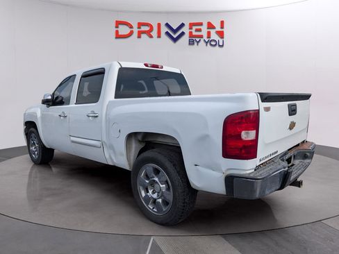 Used 2007 Chevrolet Silverado 1500 LS image 3