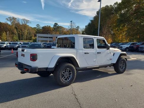 New 2026 Jeep Gladiator Mojave image 3