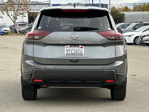 Certified 2025 Nissan Rogue S image 5