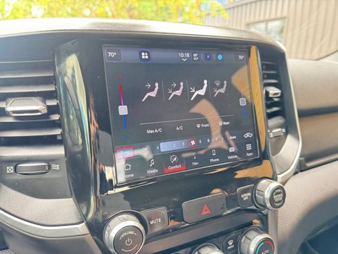 Used 2022 RAM 1500 Big Horn AWD/4WD image 19
