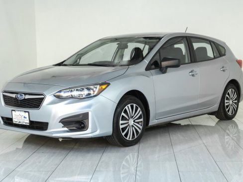 Used 2018 Subaru Impreza 2.0i image 4