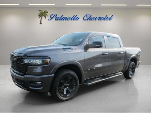 Used 2025 RAM 1500 Big Horn AWD/4WD image 6