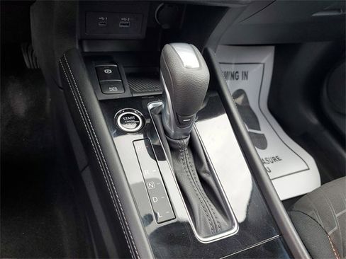 Certified 2024 Nissan Kicks SR image 24