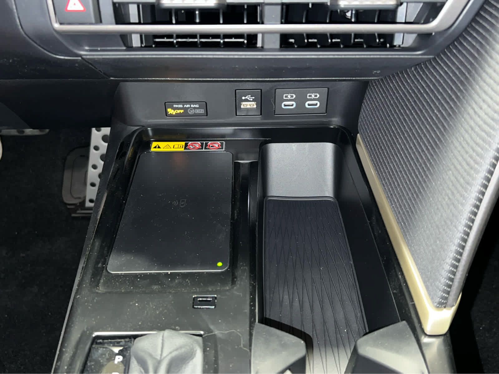 New 2026 Toyota Camry SE FWD image 21