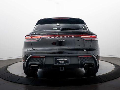 Certified 2024 Porsche Macan AWD/4WD image 6