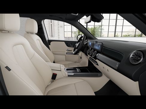 Certified 2026 Mercedes-Benz GLB 250 4MATIC image 39