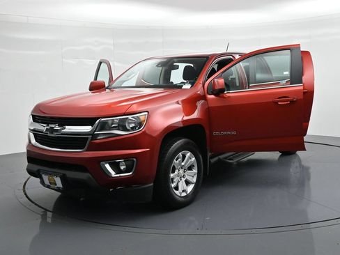 Used 2016 Chevrolet Colorado LT w/ LT Convenience Package AWD/4WD image 26