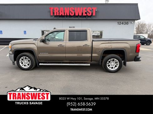 Used 2014 GMC Sierra 1500 SLE w/ SLE Value Package AWD/4WD image 2