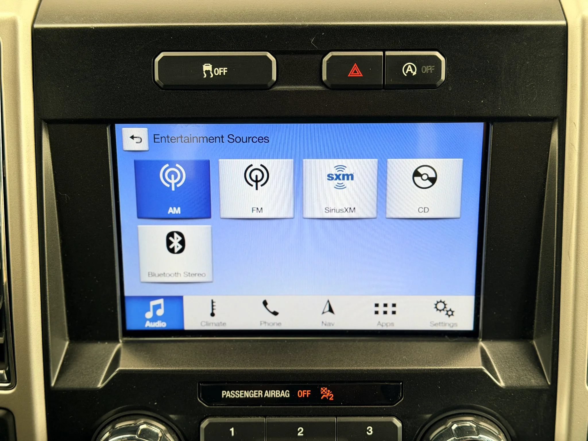 Used 2017 Ford F150 Lariat AWD/4WD image 26