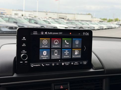 Used 2023 Honda Pilot Touring image 22