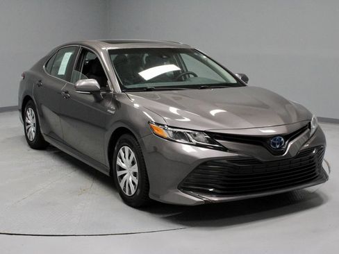 Used 2018 Toyota Camry LE w/ Audio Package FWD image 1