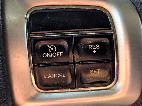 Used 2012 Dodge Durango SXT image 19