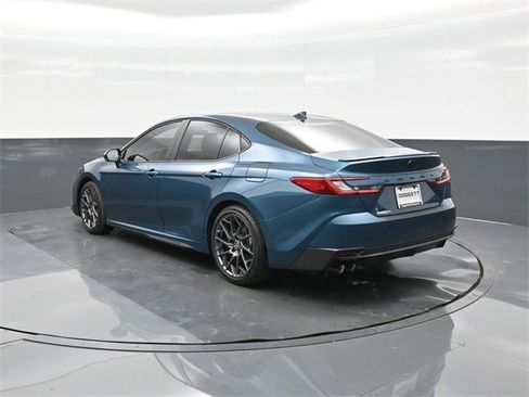 New 2026 Toyota Camry SE image 3