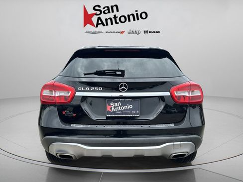 Used 2018 Mercedes-Benz GLA 250 image 13