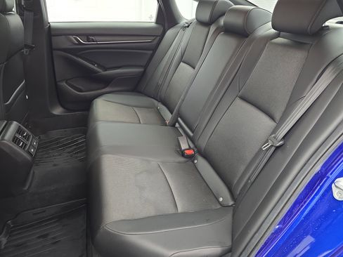 Used 2022 Honda Accord Sport image 13