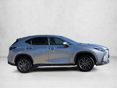Used 2022 Lexus NX 350 AWD image 4