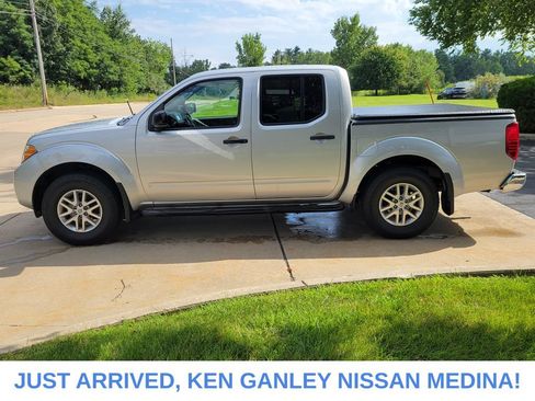 Used 2019 Nissan Frontier SV w/ Value Truck Package AWD/4WD image 7